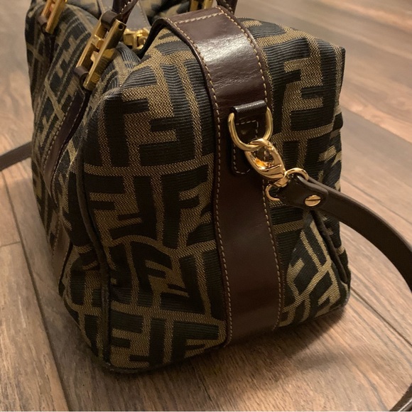 ❌SOLD❌ Vintage Fendi Zucca Brown Monogram Canvas Convertible Boston Bag - Picture 5 of 14